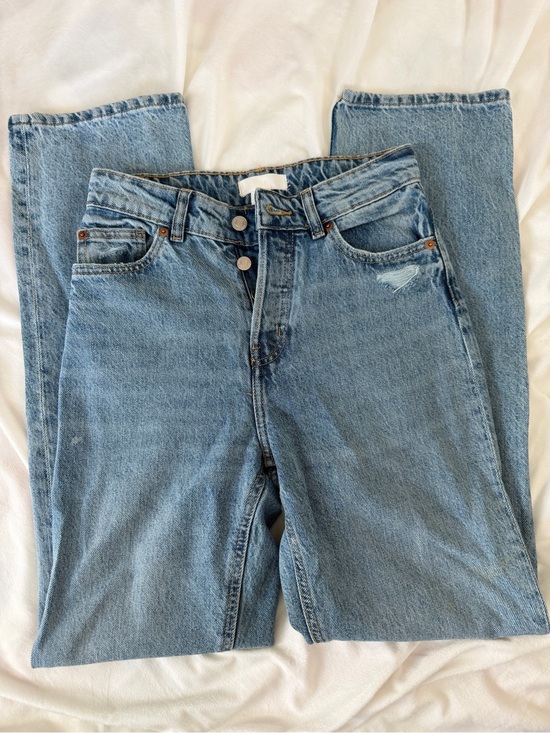 H&M Denim - H&M Light Blue Straight-Leg Women’s Jeans